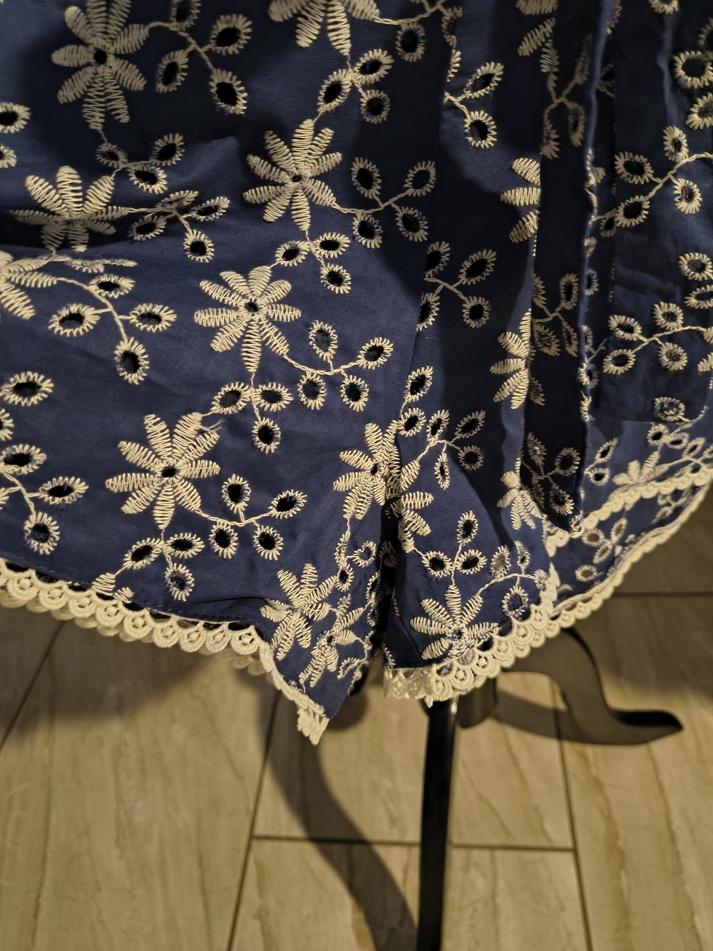 Alice Blue Blue Floral Eyelet Two-Piece Shorts Set - Picture 4 of 6